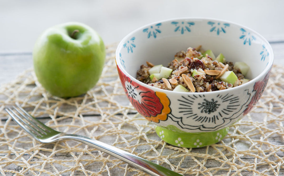 QUINOA SALAD WITH APPLES AND ALMOND
