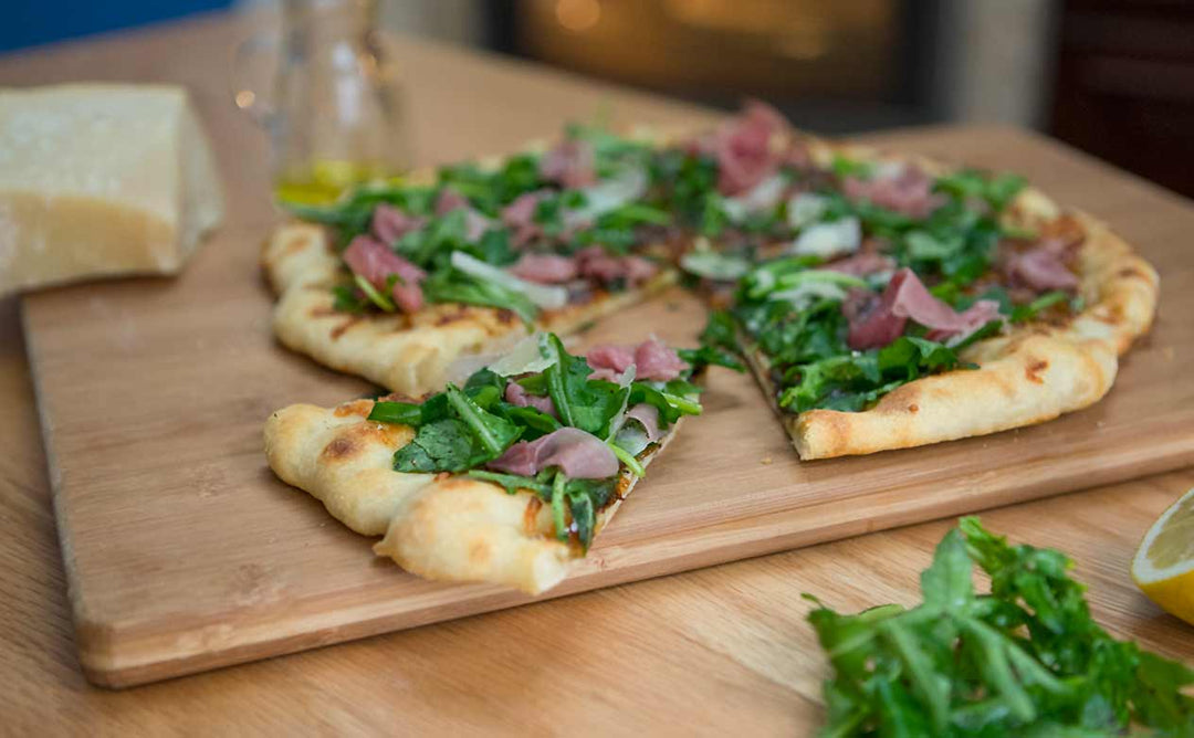 FIG AND PROSCIUTTO PIZZA