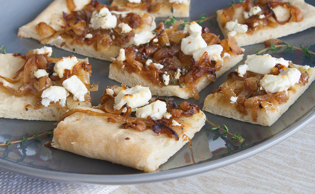 CARAMELIZED ONION & GOAT CHEESE PIZZA